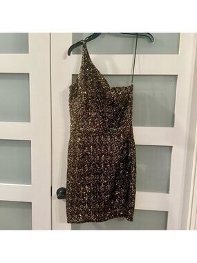 DRESS THE POPULATION Sequin One-Shoulder Dress